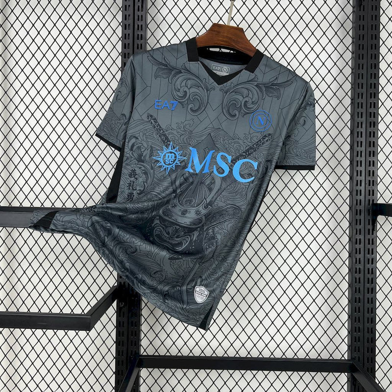 camisa-camiseta-napoli-ea7-msc-versao-versao-torcedor-masculina-24-25-third-away-fora-iii-3-terceira-branca-branco-preta-preto-azul-cinza_6