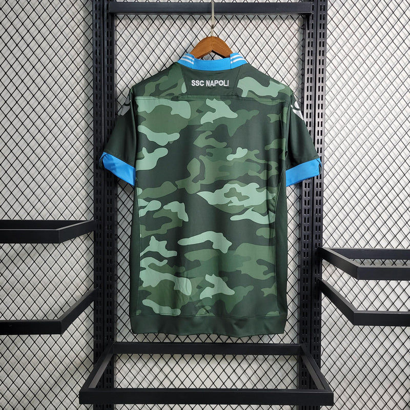 camisa-camiseta-napoli-macron-lete-versao-versao-torcedor-masculina-13-14-away-fora-ii-2-secundaria-branca-branco-azul-verde-camuflada-camuflado-retro-retro_5