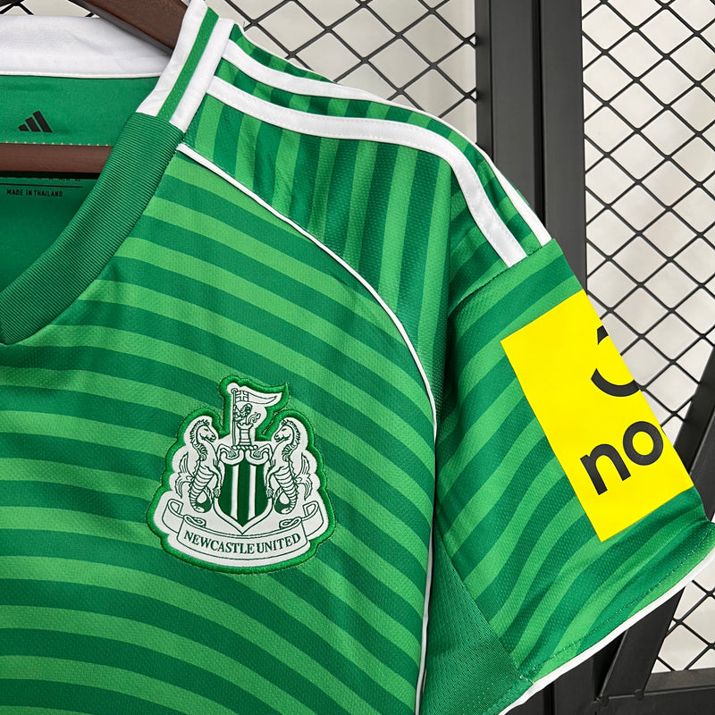 camisa-camiseta-newcastle-united-adidas-sela-versao-torcedor-masculina-25-26-away-fora-ii-secundaria-2-verde-branca-branco_6