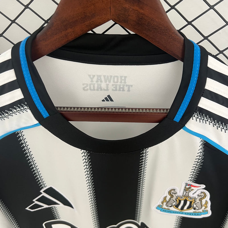 camisa-camiseta-newcastle-united-adidas-sela-versao-torcedor-masculina-25-26-home-casa-i-principal-1-branca-branco-azul-preta-preto_2