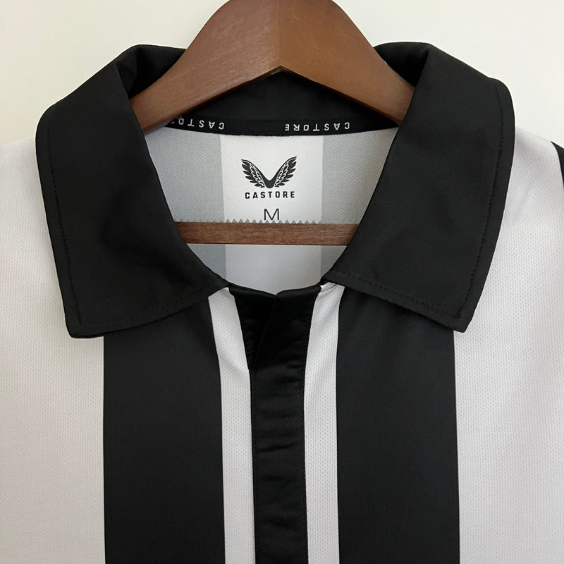 camisa-camiseta-newcastle-united-castore-sela-versao-versao-torcedor-masculina-23-24-comemorativa-130-anos-preta-branca-preto-branco_6
