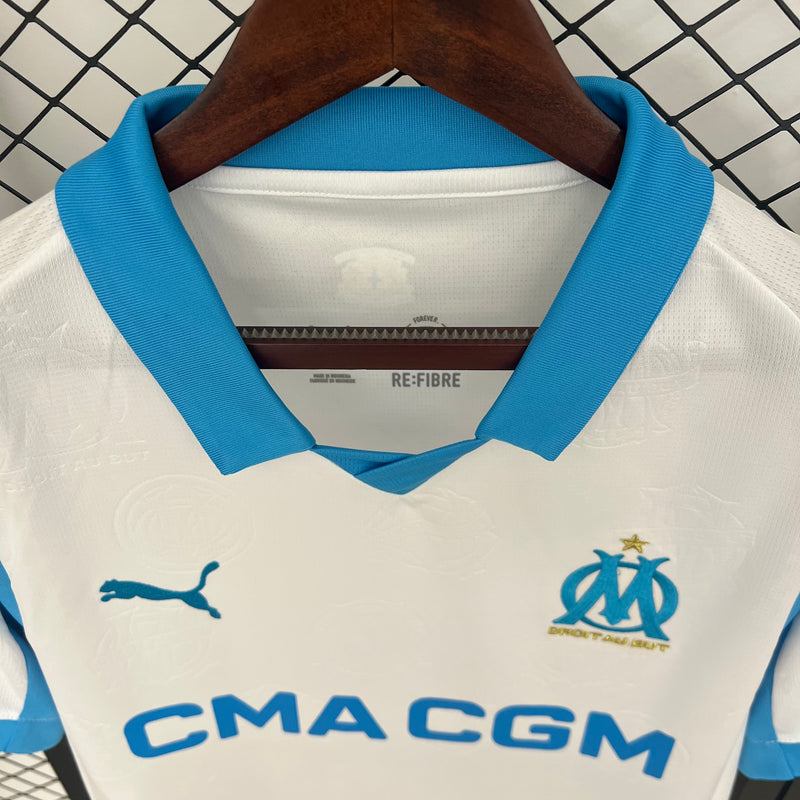 camisa-camiseta-olympique-de-marseille-puma-cma-cgm-versao-torcedor-masculina-25-26-home-casa-i-principal-1-branca-branco-azul_3