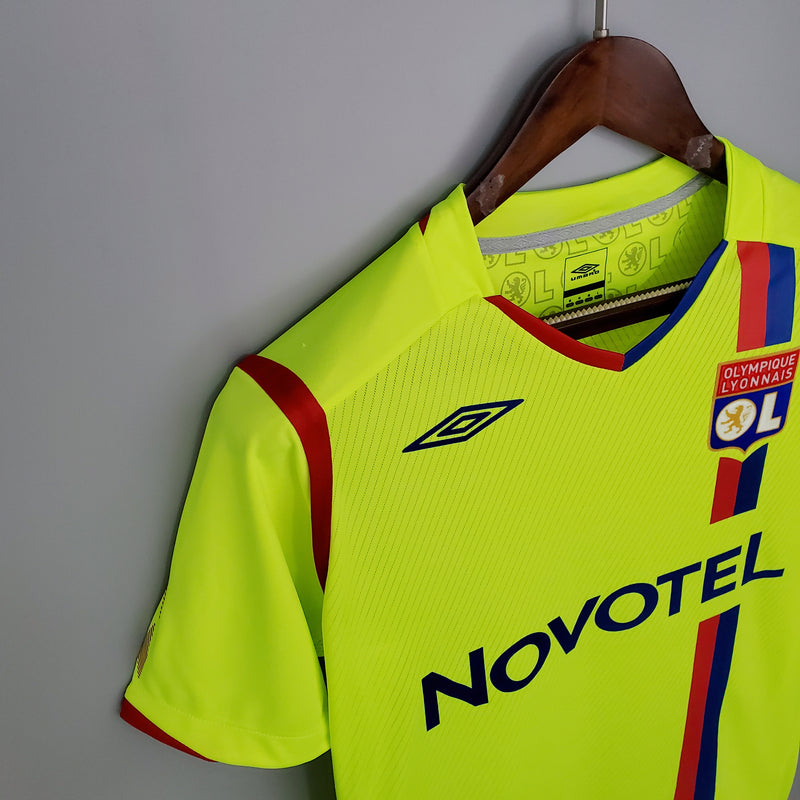 camisa-camiseta-olympique-lyonnais-lyon-umbro-novotel-better-versao-versao-torcedor-masculina-08-09-third-away-fora-iii-terceira-3-verde-amarela-amarelo-vermelho-vermelha-azul-retro-r_b5a5c208-eb45-4253-b540-b9b9280adb53