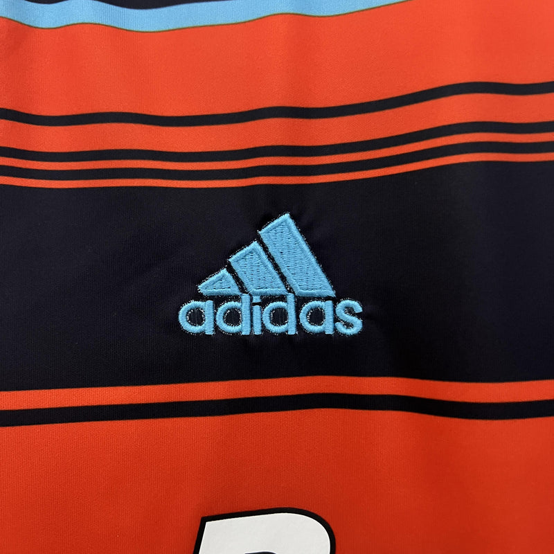 camisa-camiseta-olympique-marseille-adidas-betclic-versao-versao-torcedor-masculina-11-12-third-away-fora-iii-terceira-3-laranja-azul-preta-preto-retro-retro_3