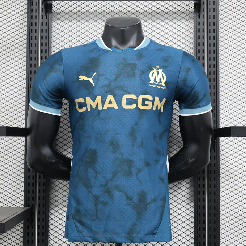 camisa-camiseta-olympique-marseille-puma-cmacgm-versao-versao-jogador-masculina-24-25-away-fora-ii-secundaria-2-azul-dourada-dourado_1