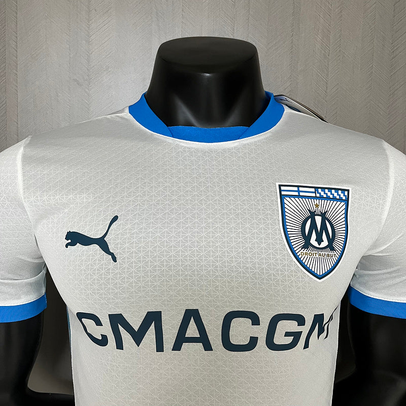 camisa-camiseta-olympique-marseille-puma-cmacgm-versao-versao-jogador-masculina-24-25-home-casa-i-principal-1-azul-branca-branco_3