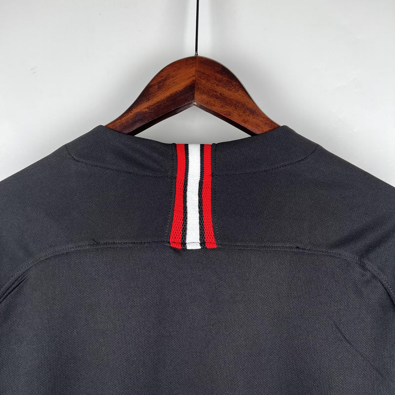 camisa-camiseta-paris-saint-germain-psg-jordan-fly-emirates-versao-versao-torcedor-masculina-18-19-third-away-fora-iii-terceira-3-neymar-jr-branca-branco-preta-preto-retro-ret_7