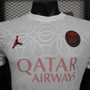 camisa-camiseta-paris-saint-germain-psg-jordan-qatar-airways-versao-versao-jogador-masculina-24-25-edicao-edicao-especial-branca-branco-bege_4