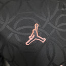 camisa-camiseta-paris-saint-germain-psg-jordan-qatar-airways-versao-versao-jogador-masculina-24-25-edicao-edicao-especial-preta-preto-bege_7