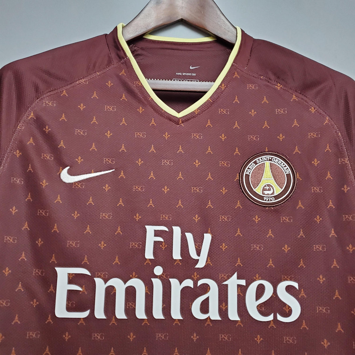 Camisa Paris Saint Germain Retrô Away 06/07 Torcedor Masculina - Vinho