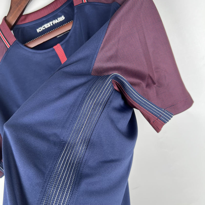 camisa-camiseta-paris-saint-germain-psg-nike-fly-emirates-versao-versao-torcedor-masculina-17-18-home-casa-i-principal-1-vermelha-neymar-jr-vermelho-azul-branca-branco-retro-re_9