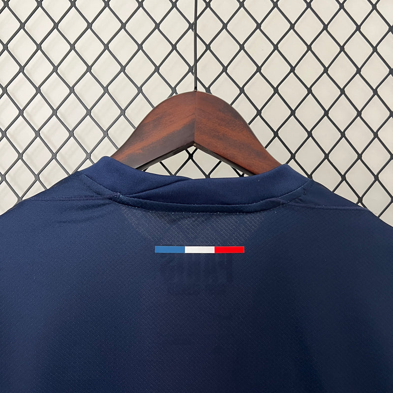 camisa-camiseta-paris-saint-germain-psg-nike-qatar-airways-versao-versao-torcedor-masculina-24-25-home-casa-i-principal-1-vermelha-preta-branca-vermelho-preto-branco-azul_7