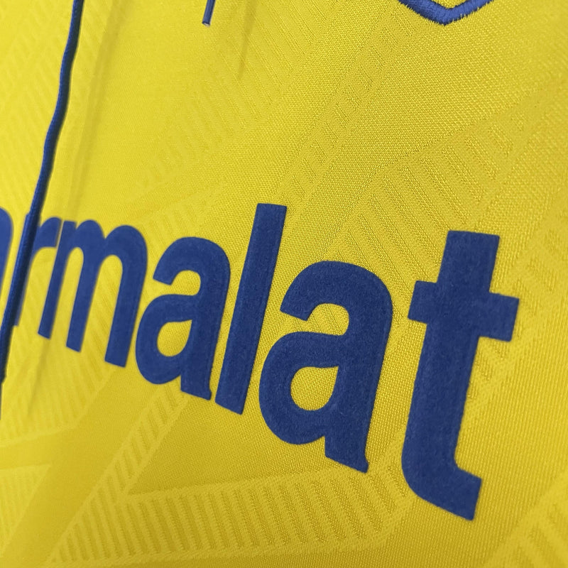 camisa-camiseta-parma-umbro-parmalat-versao-versao-torcedor-masculina-93-95-home-casa-1-i-principal-amarela-amarelo-azul-retro-retro_7
