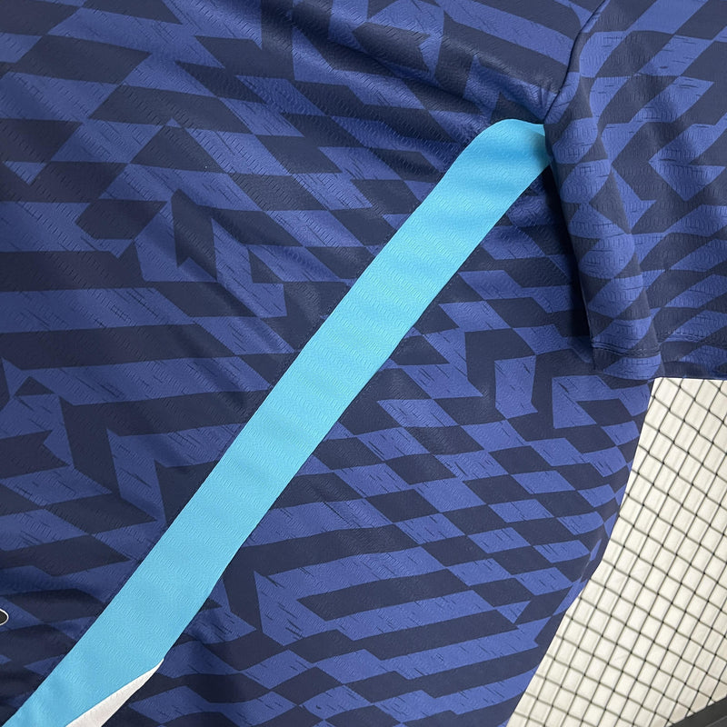 camisa-camiseta-porto-nb-new-balance-betano-versao-versao-torcedor-masculina-24-25-third-away-fora-iii-terceira-3-azul-preto-preta-roxo-roxa_7