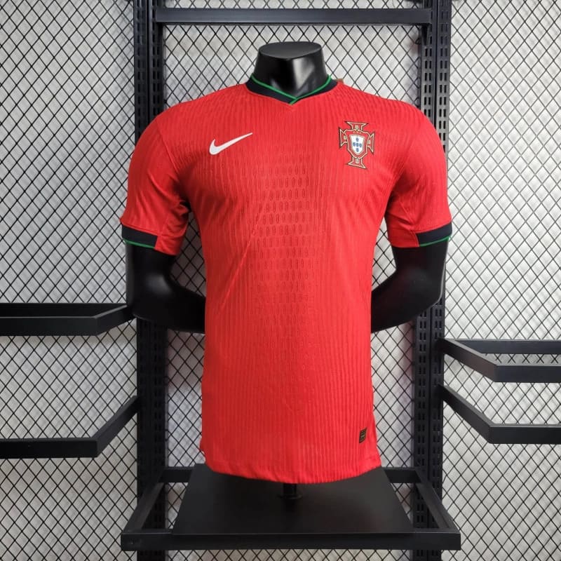 camisa-camiseta-portugal-selecao-selecao-nike-portuguesa-versao-versao-jogador-masculina-24-25-home-casa-i-principal-1-cr7-cristiano-ronaldo-branca-branco-vermelha-vermelho-verde_1