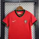 camisa-camiseta-portugal-selecao-selecao-nike-portuguesa-versao-versao-torcedor-feminina-24-25-home-casa-i-principal-1-cr7-cristiano-ronaldo-branca-branco-vermelha-vermelho-verde_3
