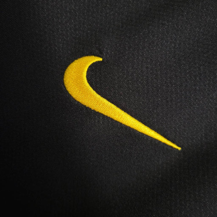 camisa-camiseta-portugal-selecao-selecao-portuguesa-nike-versao-versao-torcedor-masculina-2006-away-fora-ii-secundaria-2-preta-preto-amarela-amarelo-cr7-cristiano-ronaldo-retro-retro_ebf7069d-f0ac-4a16-979c-0e85bb8c7218