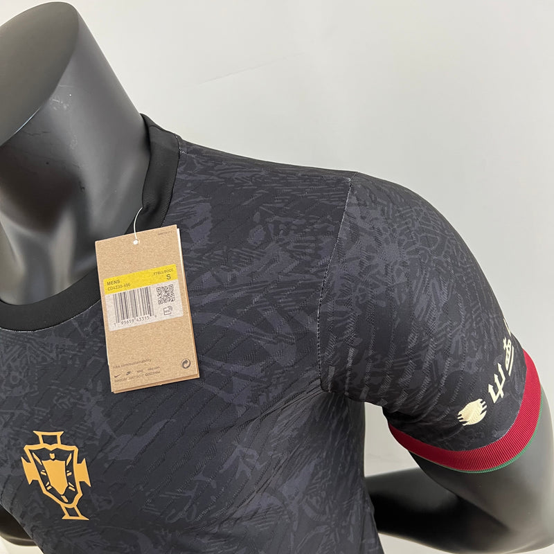 camisa-camiseta-portugal-selecao-selecao-portuguesa-versao-versao-jogador-masculina-23-24-edicao-edicao-especial-the-siu-preta-preto-cr7-cristiano-ronaldo_4