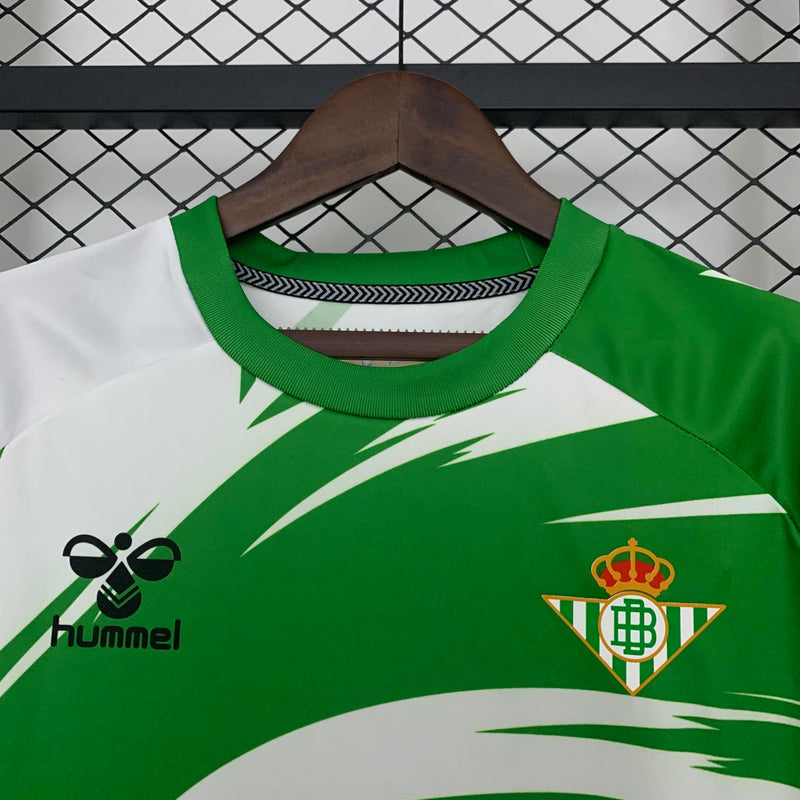 camisa-camiseta-real-betis-hummel-gree-versao-torcedor-masculina-25-26-edicao-especial-naruto-shippuden-branca-branco-verde-preta-preto_2