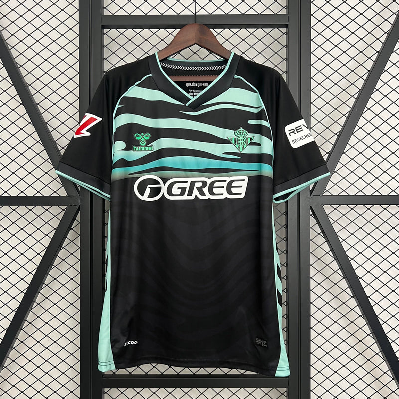 camisa-camiseta-real-betis-hummel-gree-versao-torcedor-masculina-25-26-third-away-fora-iii-terceira-3-branca-branco-verde-preta-preto_1