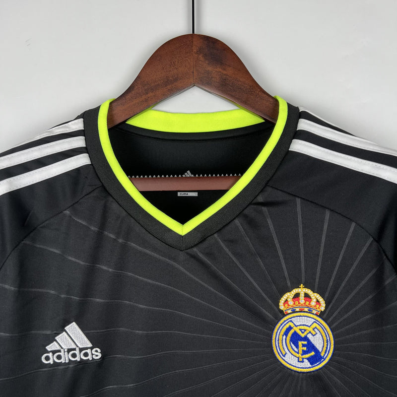 camisa-camiseta-real-madrid-adidas-bwin-com-versao-versao-torcedor-masculina-10-11-away-fora-ii-2-secundaria-branca-preto-preta-retro-retro-verde_1_4