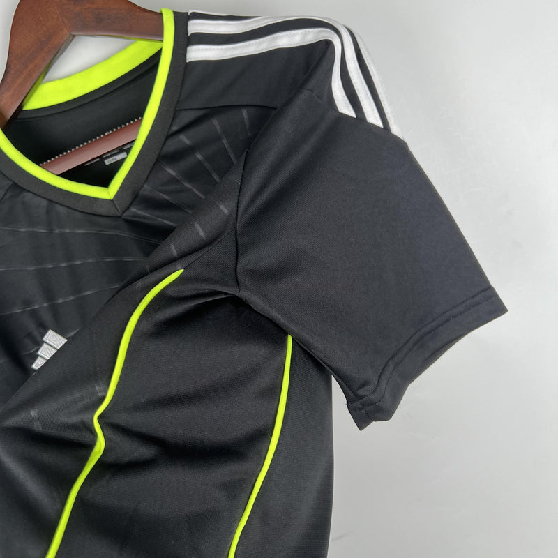 camisa-camiseta-real-madrid-adidas-bwin-com-versao-versao-torcedor-masculina-10-11-away-fora-ii-2-secundaria-branca-preto-preta-retro-retro-verde_1_5