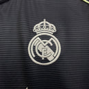 camisa-camiseta-real-madrid-adidas-emirates-fly-better-versao-torcedor-masculina-25-26-away-fora-ii-secundaria-2-branca-branco-preta-preto-amarela-amarelo-verde_4