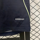 camisa-camiseta-real-madrid-adidas-emirates-fly-better-versao-torcedor-masculina-25-26-away-fora-ii-secundaria-2-branca-branco-preta-preto-amarela-amarelo-verde_6