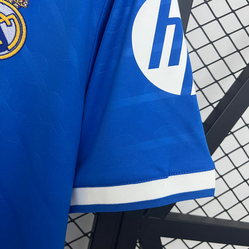 camisa-camiseta-real-madrid-adidas-emirates-fly-better-versao-torcedor-masculina-25-26-third-away-fora-iii-terceira-3-branca-branco-azul_5