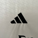 camisa-camiseta-real-madrid-adidas-emirates-fly-better-versao-versao-torcedor-feminina-24-25-home-casa-i-principal-1-preta-branca-preto-branco-kylian-mbappe_1