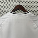 camisa-camiseta-real-madrid-adidas-emirates-fly-better-versao-versao-torcedor-feminina-24-25-home-casa-i-principal-1-preta-branca-preto-branco-kylian-mbappe_5