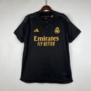 camisa-camiseta-real-madrid-adidas-emirates-fly-better-versao-versao-torcedor-masculina-23-24-third-away-fora-terceira-iii-preta-preto-amarela-amarelo_1