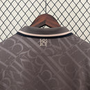 camisa-camiseta-real-madrid-adidas-emirates-fly-better-versao-versao-torcedor-masculina-24-25-terceira-iii-3-third-away-fora-preto-preta-branca-branco-cinza_1