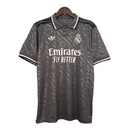 camisa-camiseta-real-madrid-adidas-emirates-fly-better-versao-versao-torcedor-masculina-24-25-terceira-iii-3-third-away-fora-preto-preta-branca-branco-cinza_1