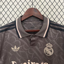 camisa-camiseta-real-madrid-adidas-emirates-fly-better-versao-versao-torcedor-masculina-24-25-terceira-iii-3-third-away-fora-preto-preta-branca-branco-cinza_6