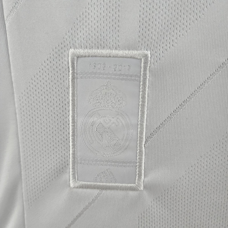 camisa-camiseta-real-madrid-adidas-fly-emirates-versao-versao-torcedor-masculina-17-18-home-i-principal-casa-1-branca-branco-azul-retro-retro_4