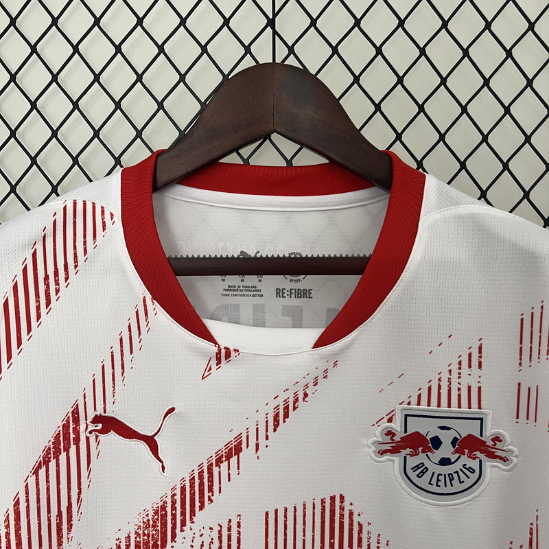 camisa-camiseta-red-bull-rb-leipzig-puma-versao-versao-torcedor-masculina-24-25-home-casa-i-principal-1-vermelha-vermelho-branca-branco_3