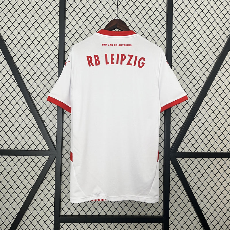 camisa-camiseta-red-bull-rb-leipzig-puma-versao-versao-torcedor-masculina-24-25-home-casa-i-principal-1-vermelha-vermelho-branca-branco_6
