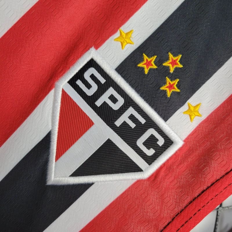 camisa-camiseta-regata-sao-paulo-spfc-new-balance-nb-versao-torcedor-masculina-24-25-away-fora-ii-secundaria-2-james-rodrigues-vermelha-preta-branca-vermelho-preto-branco_2