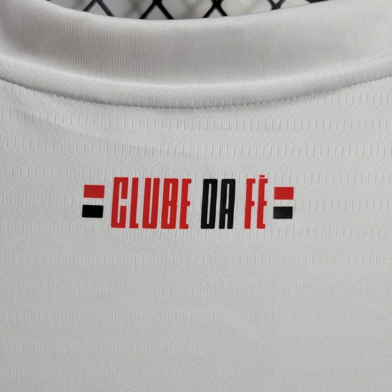 camisa-camiseta-regata-sao-paulo-spfc-new-balance-nb-versao-torcedor-masculina-24-25-home-casa-i-principal-1-james-rodrigues-vermelha-preta-branca-vermelho-preto-branco_5