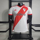 camisa-camiseta-river-plate-codere-adidas-versao-versao-jogador-masculina-23-24-home-casa-i-principal-1-vermelha-branca-vermelho-branco_1