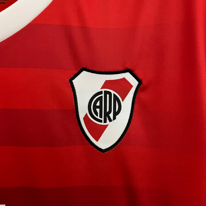 camisa-camiseta-river-plate-codere-adidas-versao-versao-torcedor-masculina-23-24-away-fora-ii-secundaria-2-vermelha-branca-vermelho-branco_9