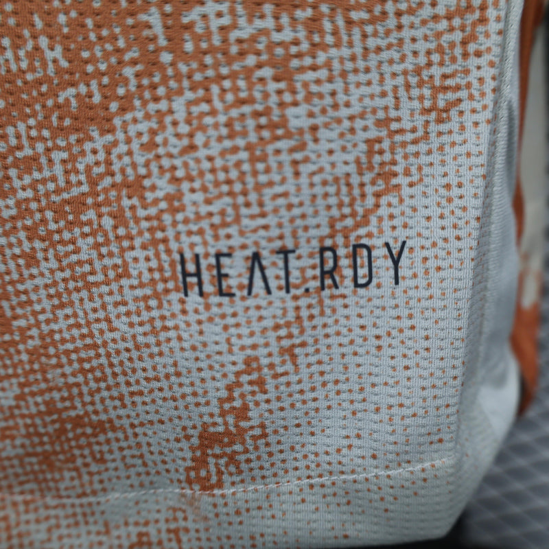 camisa-camiseta-roma-adidas-riyadh-season-versao-versao-jogador-masculina-24-25-away-fora-ii-secundaria-2-branca-branco-bege-laranja-vinho_3