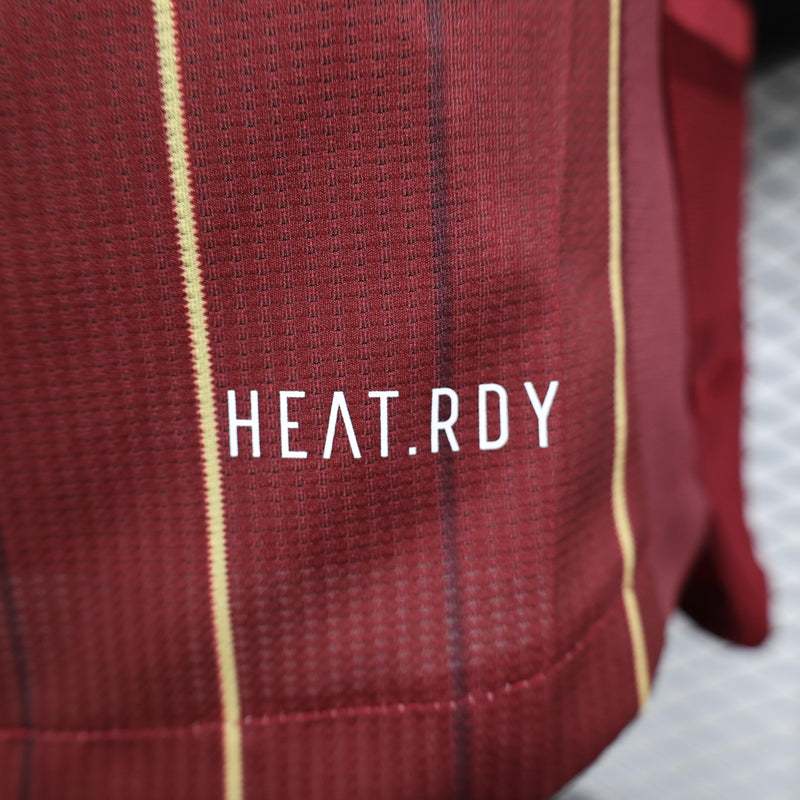 camisa-camiseta-roma-adidas-riyadh-season-versao-versao-jogador-masculina-24-25-home-casa-i-principal-1-vinho-dourada-dourado-vermelha-vermelho_3