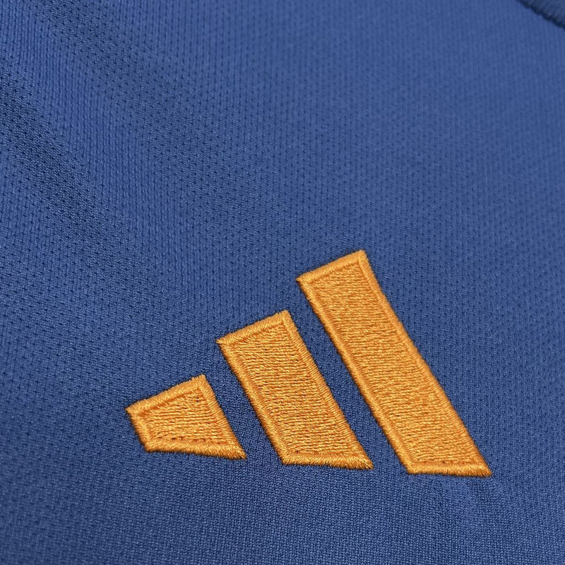 camisa-camiseta-roma-adidas-riyadh-season-versao-versao-torcedor-masculina-24-25-third-away-fora-iii-terceira-3-azul-vinho-laranja_8