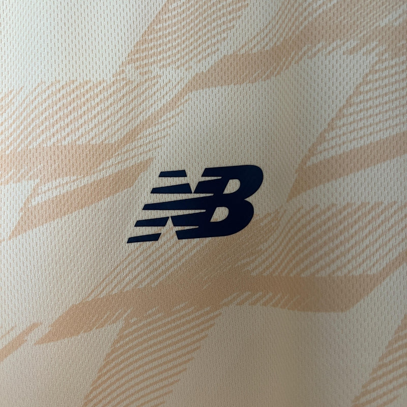 camisa-camiseta-sao-sao-paulo-spfc-new-balance-nb-versao-versao-torcedor-masculina-24-25-treino-treinamento-bege-amarela-amarelo-preto-preta_2