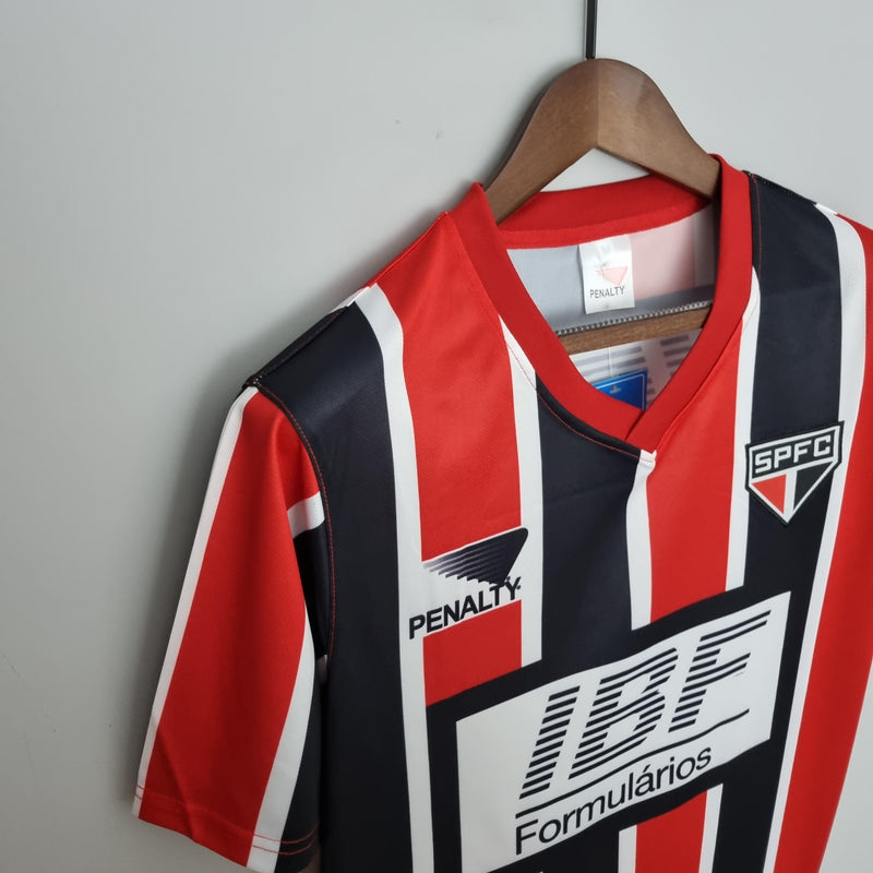 camisa-camiseta-sao-sao-paulo-spfc-penalty-versao-versao-torcedor-masculina-retro-retro-1991-away-secundaria-fora-ii-2-preta-branca-vermelha-formularios-ibf_4