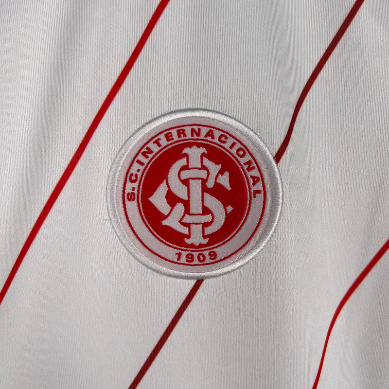 camisa-camiseta-sc-internacional-adidas-banrisul-colorado-versao-versao-torcedor-feminina-23-24-away-fora-ii-secundaria-2-vermelha-vermelho-branca-branco_3