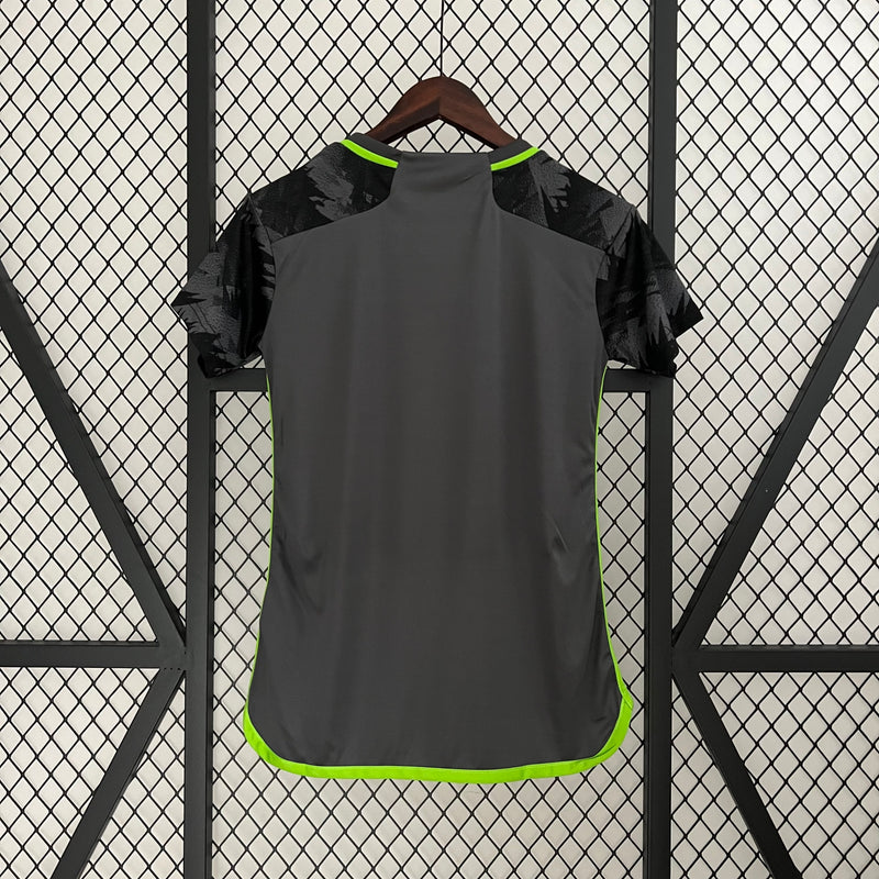 camisa-camiseta-sc-internacional-adidas-banrisul-colorado-versao-versao-torcedor-feminina-23-24-third-away-fora-iii-terceira-3-preta-preto-verde-cinza_4