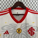 camisa-camiseta-sc-internacional-adidas-banrisul-colorado-versao-versao-torcedor-masculina-23-24-edicao-edicao-especial-da-raiz-a-luta-vermelha-vermelho-branca-branco-dourado-dourada_d4bbed8a-a774-4fb0-a9c1-3e9a82e9f586